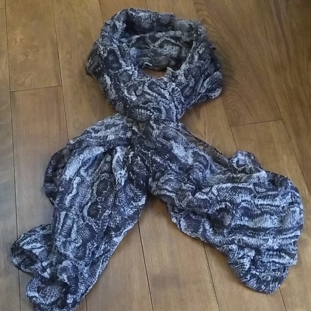 Beautiful snakeskin design scarf